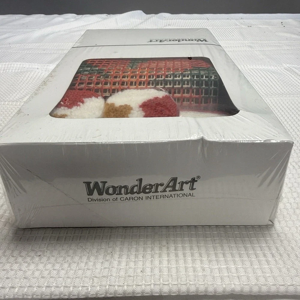 Vtg Caron Wonderart 4632 Poinsettia Latch Hook 12x12 New Sealed Pillow Christmas